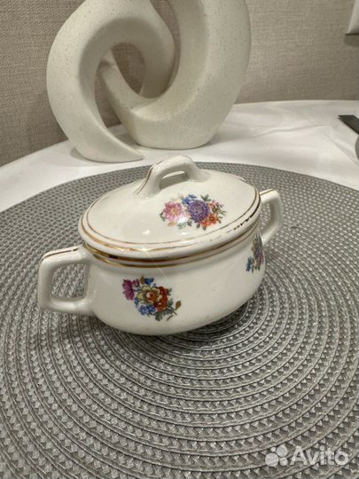 Горчичница. Фарфор дулево