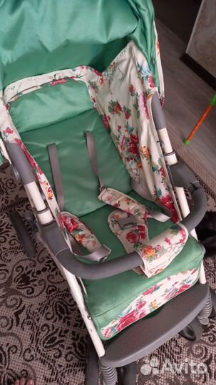 Прогулочная коляска