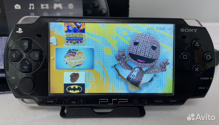 Sony PSP 2008 комплект 100 игр