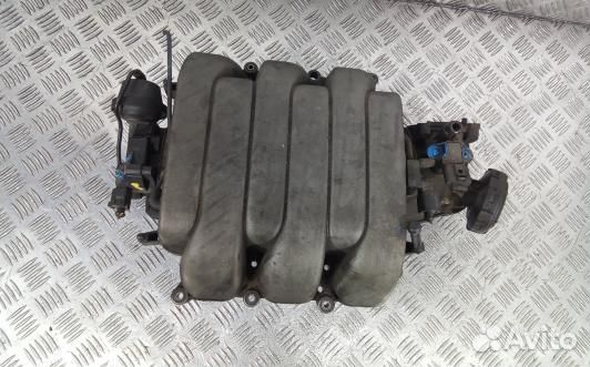 Впускной коллектор бензиновый audi A6 C6 (KEA11C60