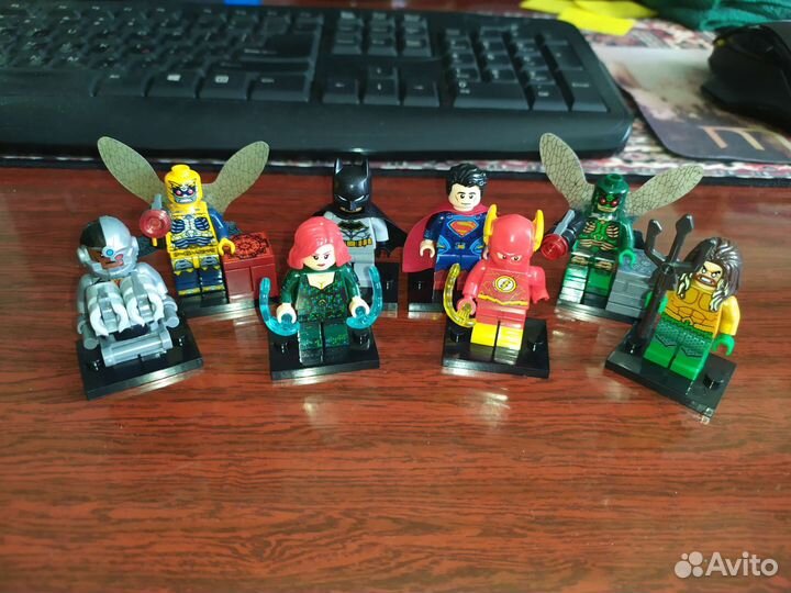 Lego минифигурки - (DC) Лига справедливости