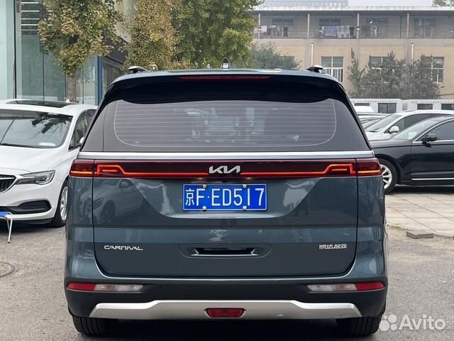 Kia Carnival 2.0 AT, 2024, 6 500 км