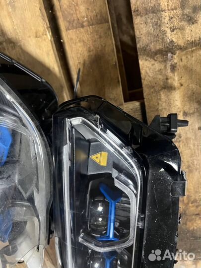 Фары Laser в сборе Bmw x5 x6 g05 g06 дефектные