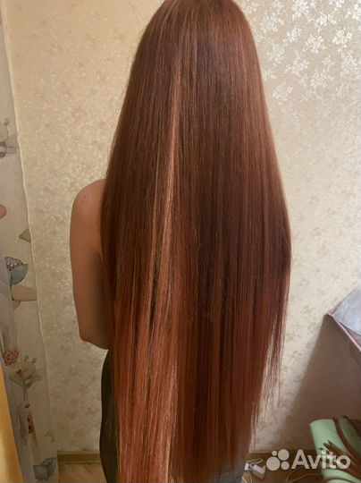 Модель на наращивание волос