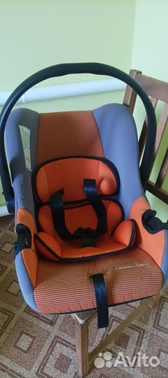 Детское автокресло возраст 0+ вес до 15 кг