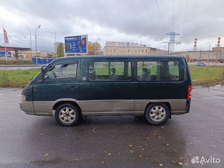 SsangYong Istana 2.9 МТ, 2001, 314 462 км