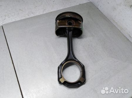 Поршень с шатуном Мерседес