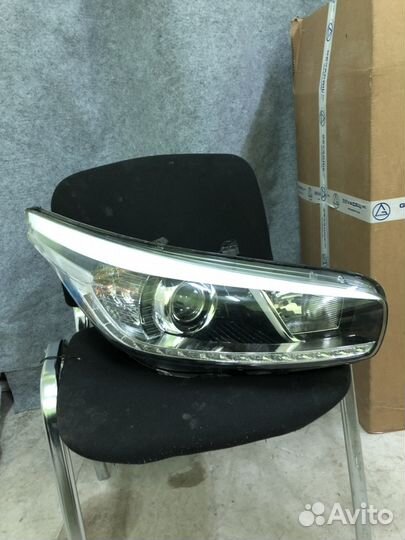 Kia ceed JD2 правая фара ксенон