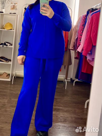 Спортивный костюм женский