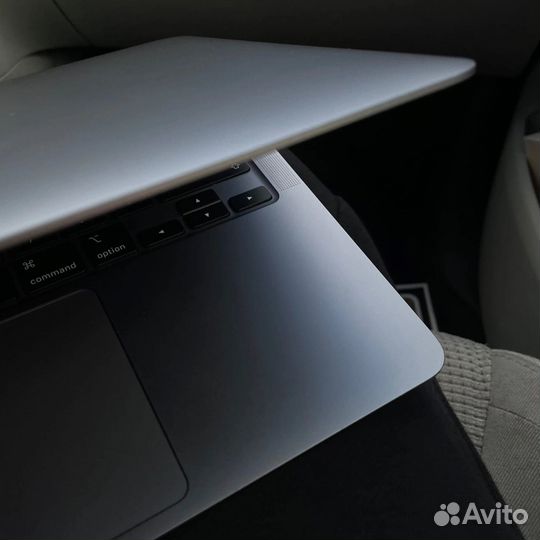 Macbook Air 13 2020 m1