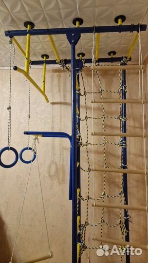 Детская шведская стенка, боксерская груша