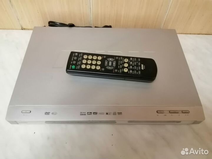 DVD плеер BBK DV516S (караоке)