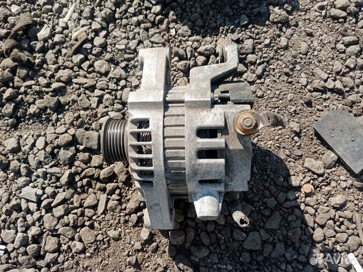 Генератор на Шевроле Эванда 2006г