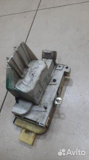 Замок двери задней правой Ford Focus