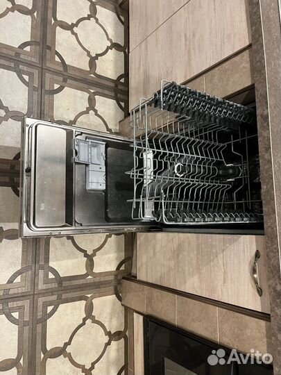 Посудомоечная машина electrolux 45 см