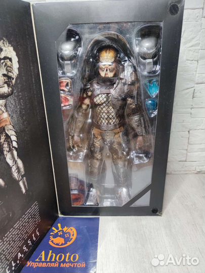 Hot toys mms162 predators classic predator