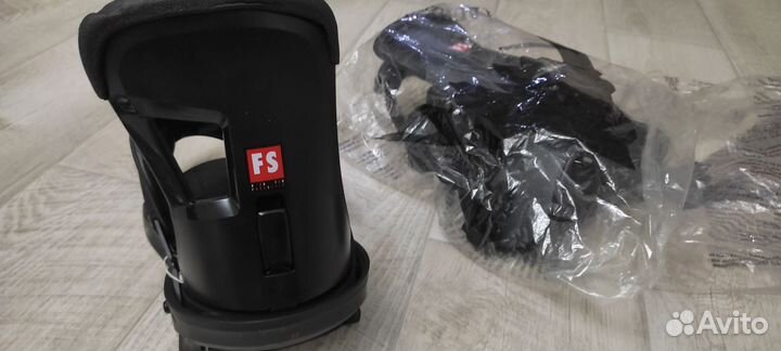 Крепления для сноуборда burton