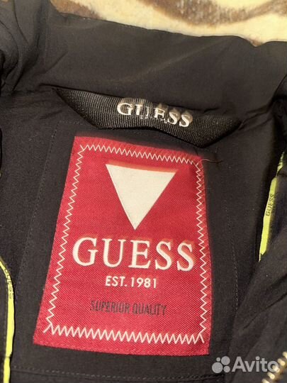 Пуховик guess