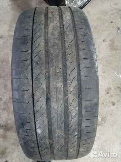 Continental ContiSportContact 5P 255/40 R20 и 285/35 R20