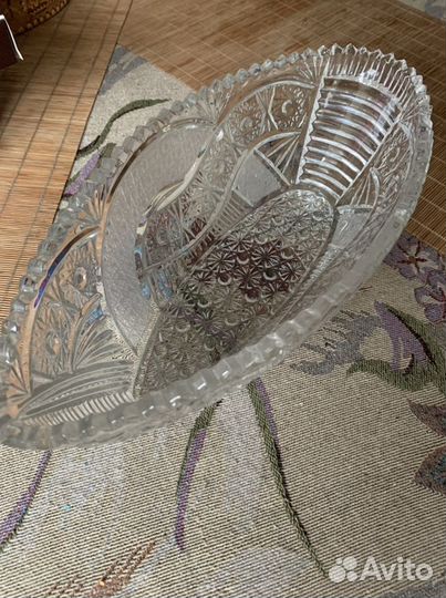 Ваза хрустальная ладья