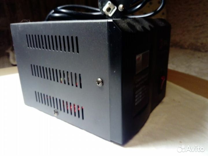 Стабилизатор напряжения эра снкб-500-М