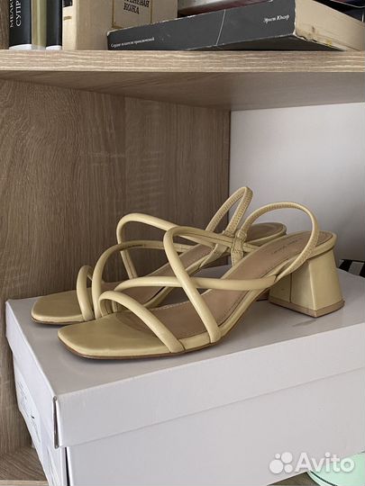 Босоножки other stories 36