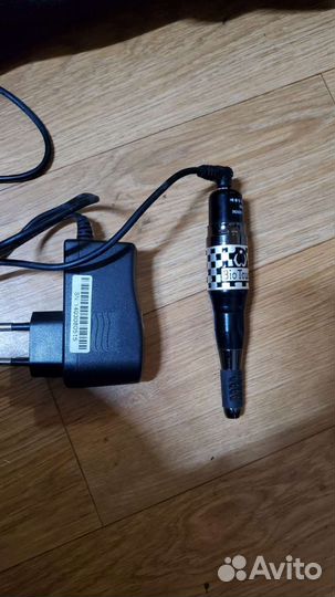 Машинка для татуажа бровей