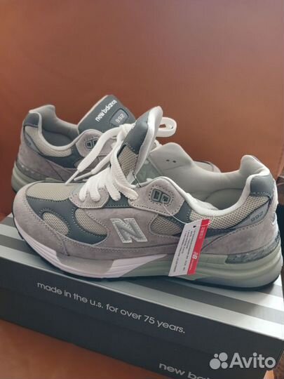 Кроссовки nb 992 новые