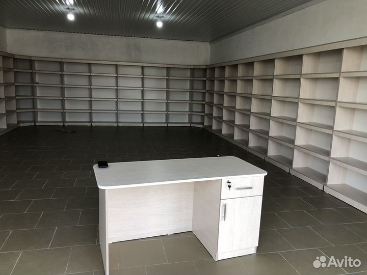 Полки стеллажи