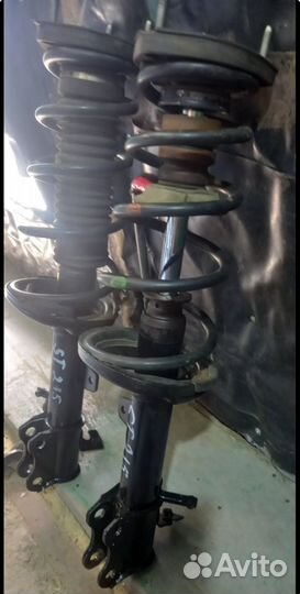 Задние стойки toyota caldina