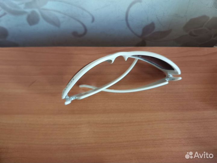 Солнцезащитные очки женские