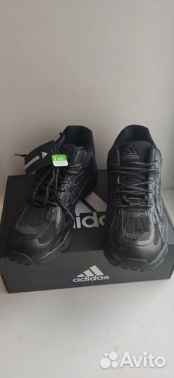 Кроссовки зимние adidas 41,42,43,44,45 в наличии