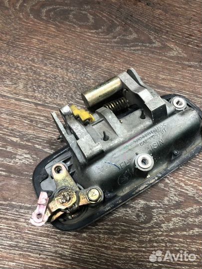 Ручка двери внешняя передняя левая Toyota Mark Ii