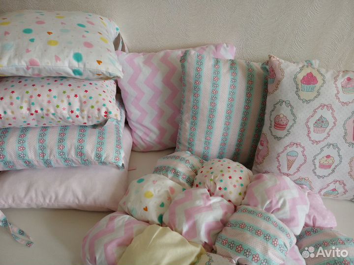 Бортики для детской кроватки