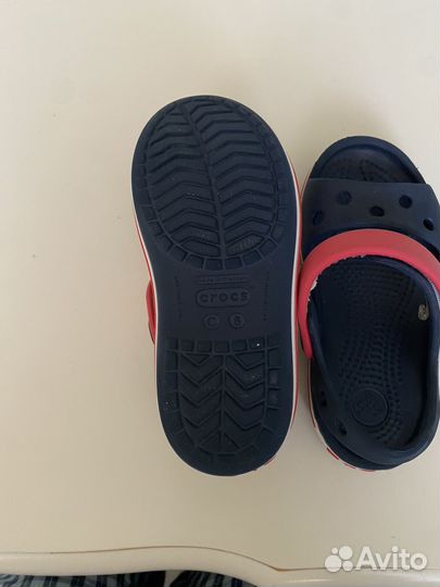 Сандали Crocs 25