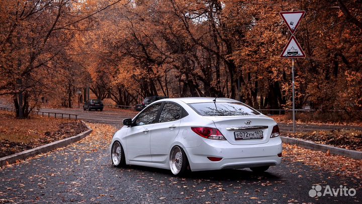 Аренда автомобилей под такси без залога