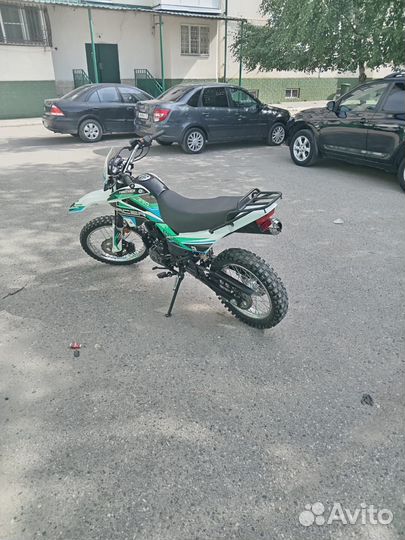 Эндуро мотоцыкл