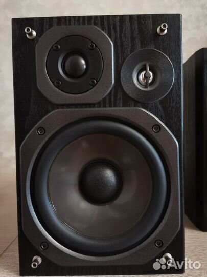 Акустические колонки 