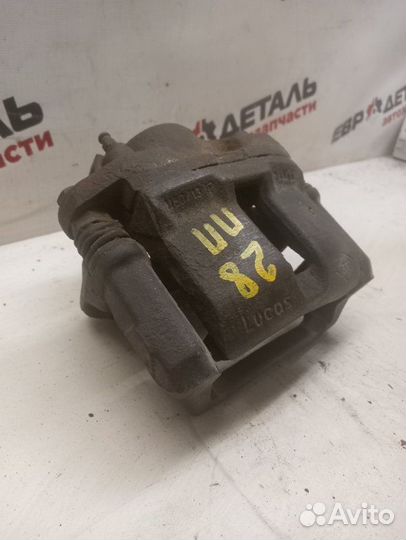 Суппорт тормозной передний правый Renault Logan