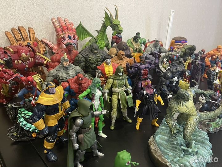 Фигурки Marvel legend, Diamond Select, Toy Biz