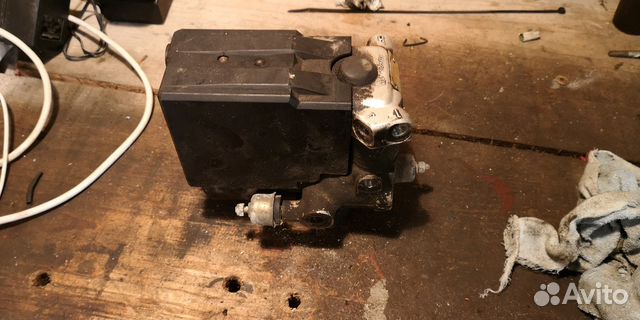 Audi v8 блок abs