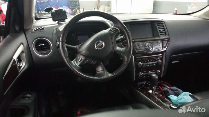 Nissan Pathfinder 3.5 CVT, 2015, 71 665 км