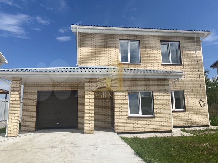 Коттедж 154 м² на участке 8 сот.