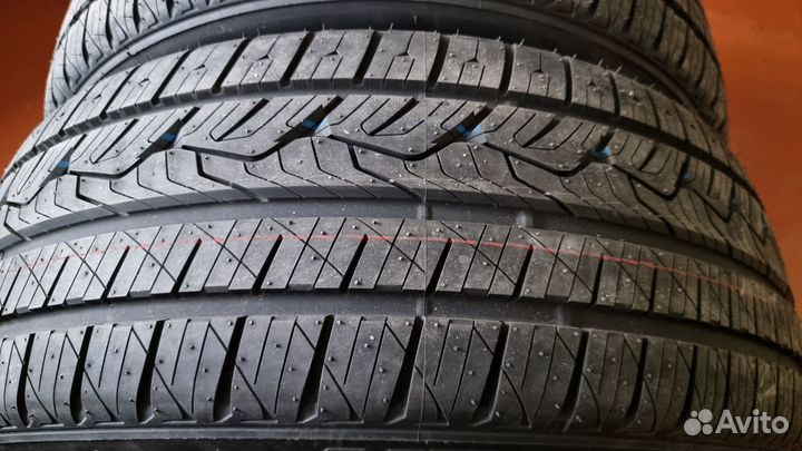 Nitto NT421Q 245/45 R20