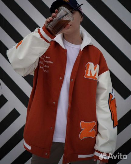 Куртка бомбер