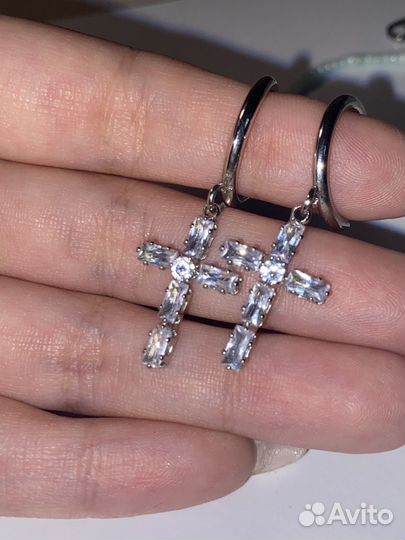 Серьги крестики