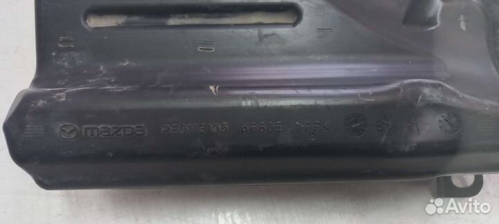 Резонатор воздушного фильтра Mazda 6GJ