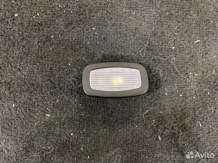 Плафон подсветки салона Mercedes-Benz Glс-Clаss
