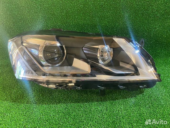 Фара правая Volkswagen Passat b7