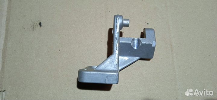Кронштейн датчика коленвала Opel Vectra b, Astra f